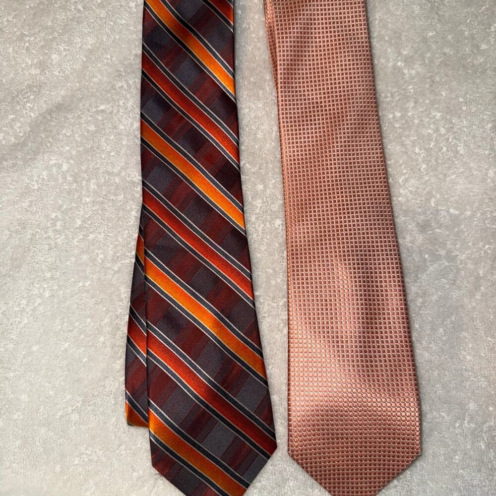 Ties - arrow